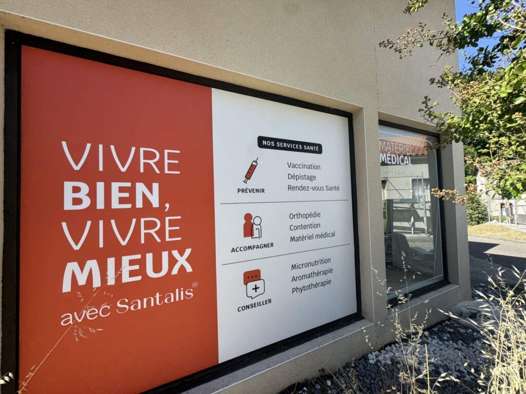Phie de Jardin enseignes sur-mesure SANTALIS